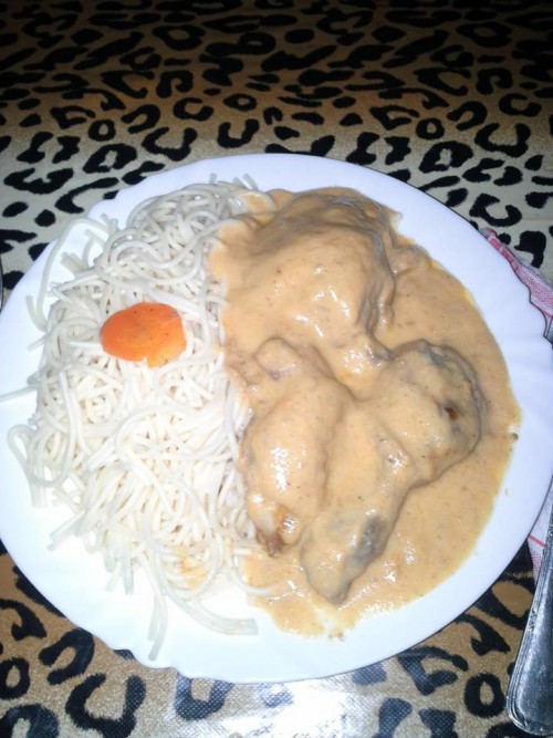 Vadas csirkecomb spagettivel