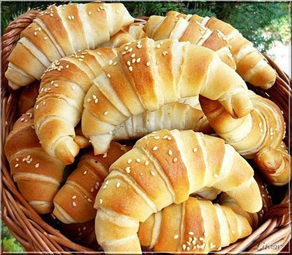 Turbó kifli sós változatban Limara