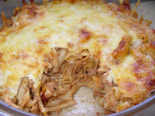 Tejszínes-bolognai rakott u1 penne tészta