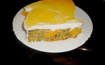 Barackos máktorta  Macarponás krémmel