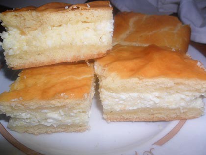 Túrós pite.