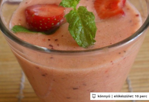 Mentás-gyümölcsös smoothie