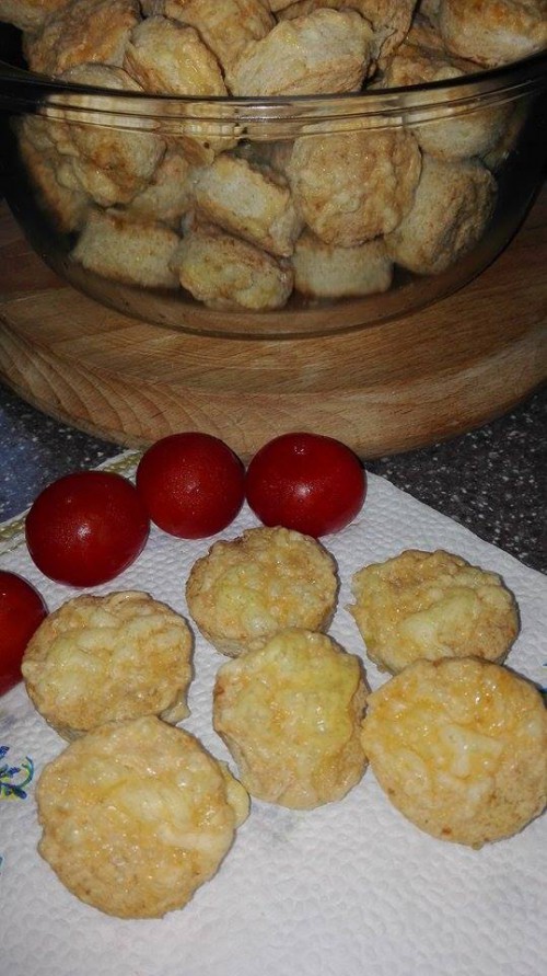 Zellei Tündi túrós pogácsa