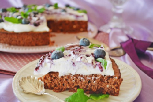 Gesztenyetorta áfonyás krémmel