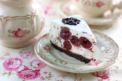 Meggyes csokis torta sütés nélkül