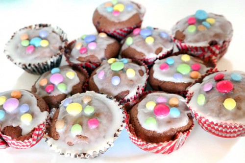 Vanília pudinggal töltött, csoki muffin