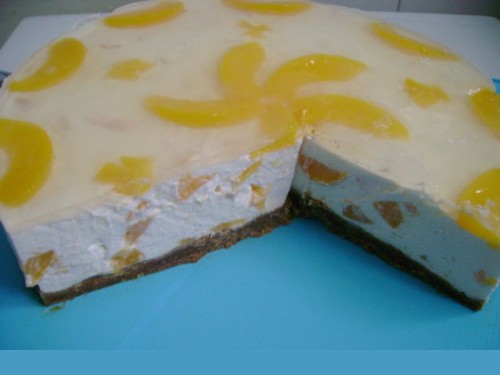 Mascarponés baracktorta sütés nélkül
