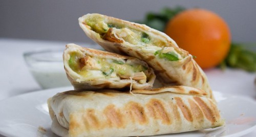 Csirkés-avokádós burritó