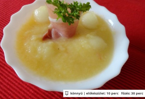 Sárgadinnyeleves chilivel