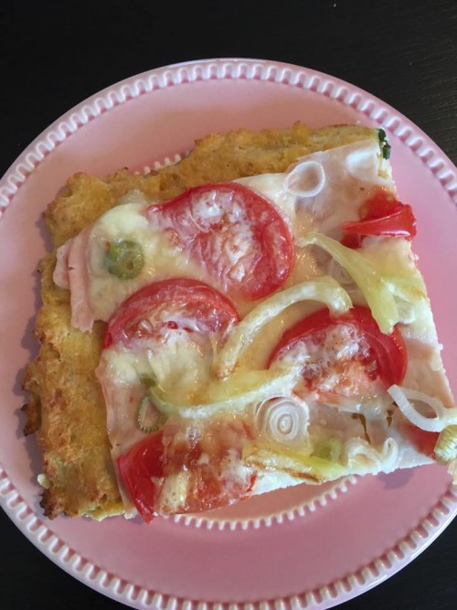 Pizza túróból, zabpehelyből, tojásból by Bodó Bartal