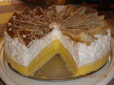 Francia krémes torta