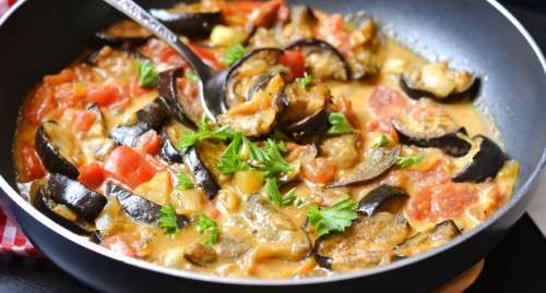 Kókusztejes padlizsáncurry
