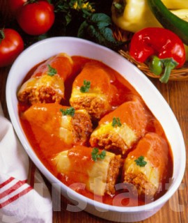 Magyaros töltött paprika