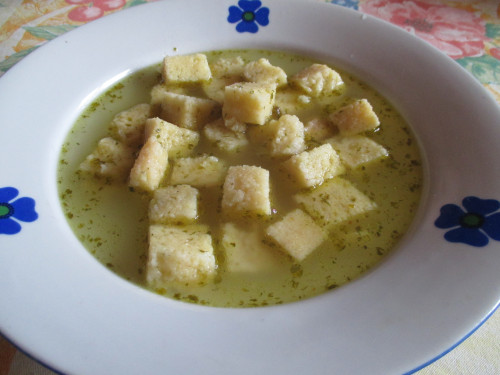 Tárkonyos grízkockaleves(Anyutól)