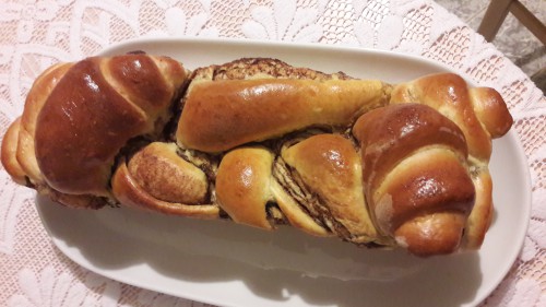 Ostoros fahéjas kalács