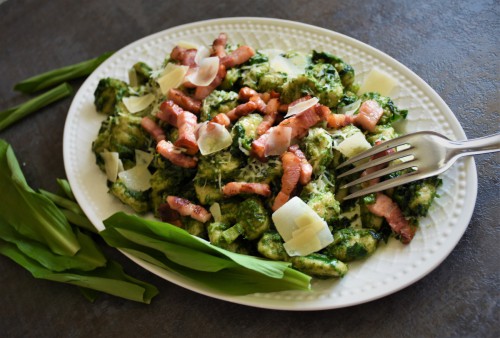 Medvehagymás gnocchi