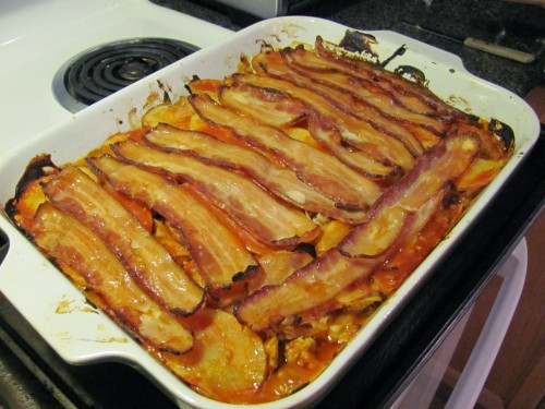 Rakott csirkemell baconnel
