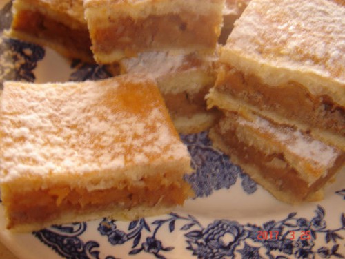 Almás pite