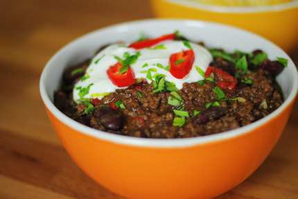 CHILI CON CARNE, AHOGY AZT KELL.