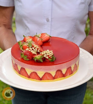 Eper- bodza- vanília torta