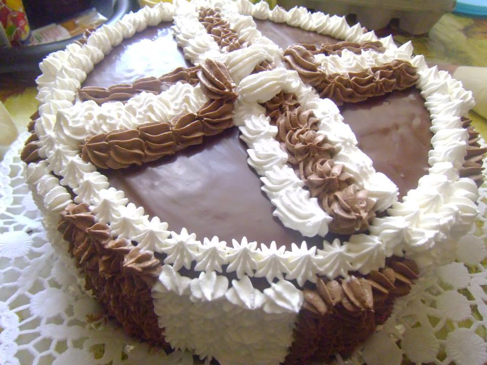 Tejszínes csoki torta
