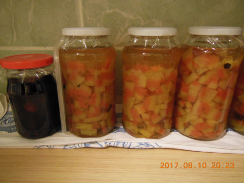 Dinnyehéj befőtt