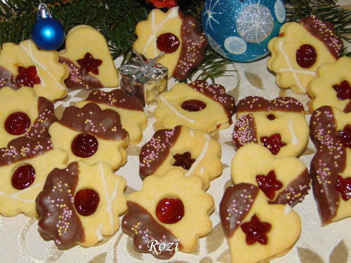 Karácsonyi linzer  (Rozi receptje)
