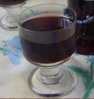 Kökény likőr
