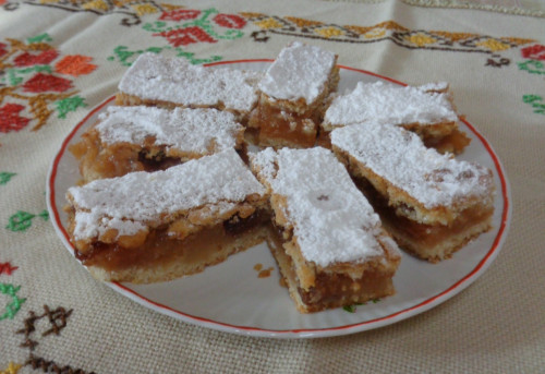 Omlós Almás (igen jó )