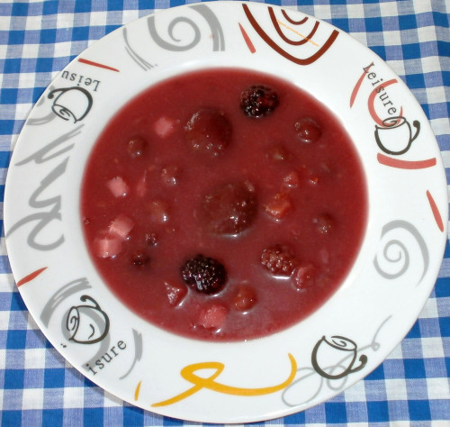 Hideg vegyes gyümölcsleves