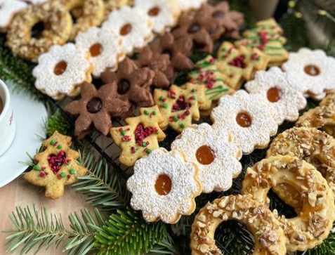Linzer-tenger Évi 2.