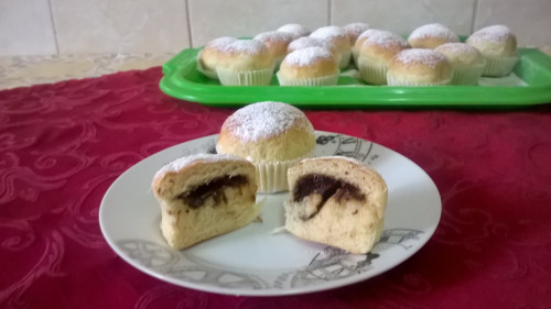 Nutelláás muffin fánkok