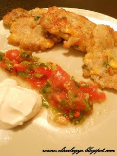 Kukoricás maniókatallérok chilis salsával