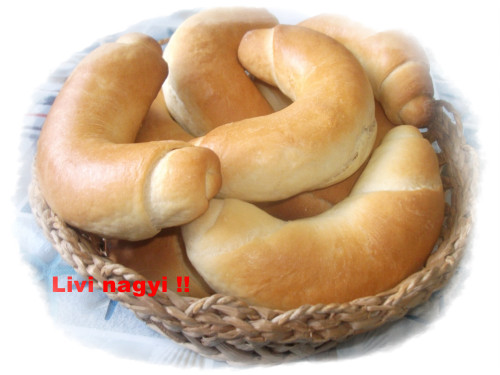 Egyszerű kefires kifli