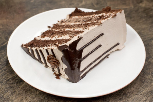 Tejszínes csokikrém torta