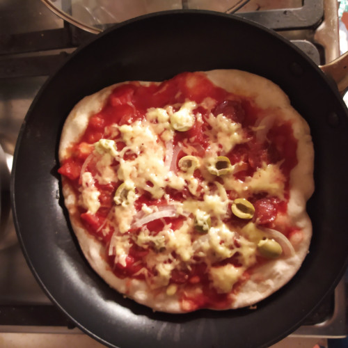 Serpenyős Pizza
