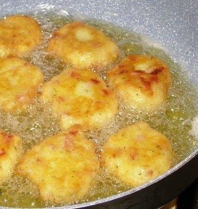 Sonkás-zöldséges burgonyafánk
