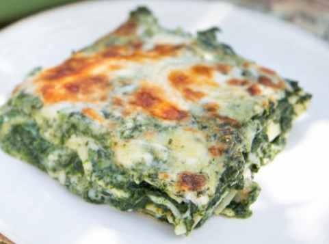 Spenótos-csirkés lasagne
