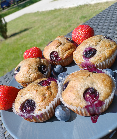 Áfonyás-joghurtos muffin