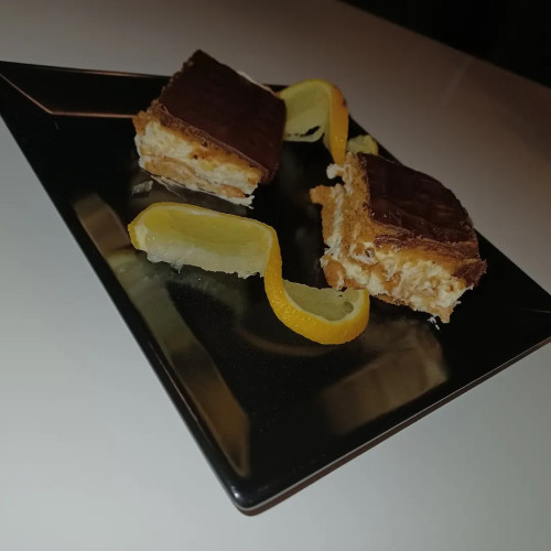 Citromos-kekszes szelet