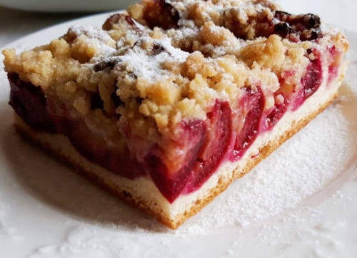 Zwetschgen Streuselkuchen(Hefeteig)