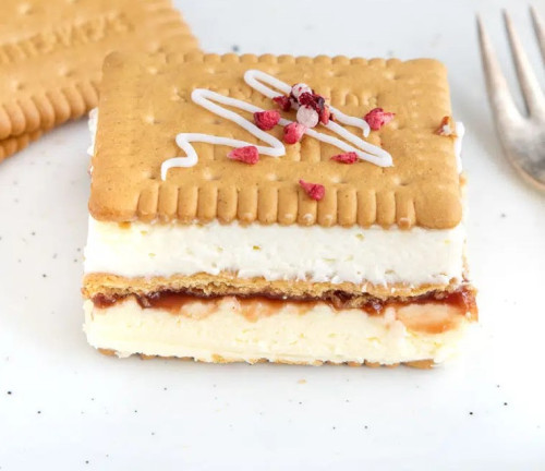Butterkeksscnitten  ohne Backen