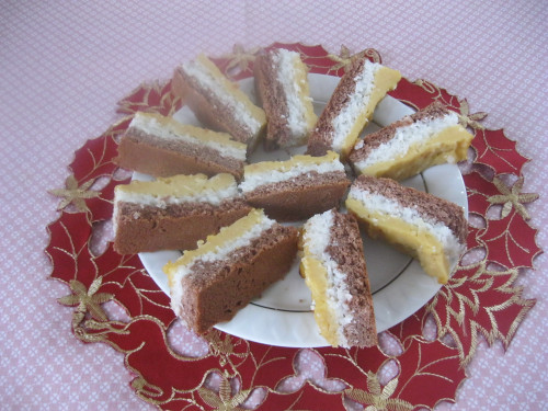 Ungarische-Kokosschnitte 